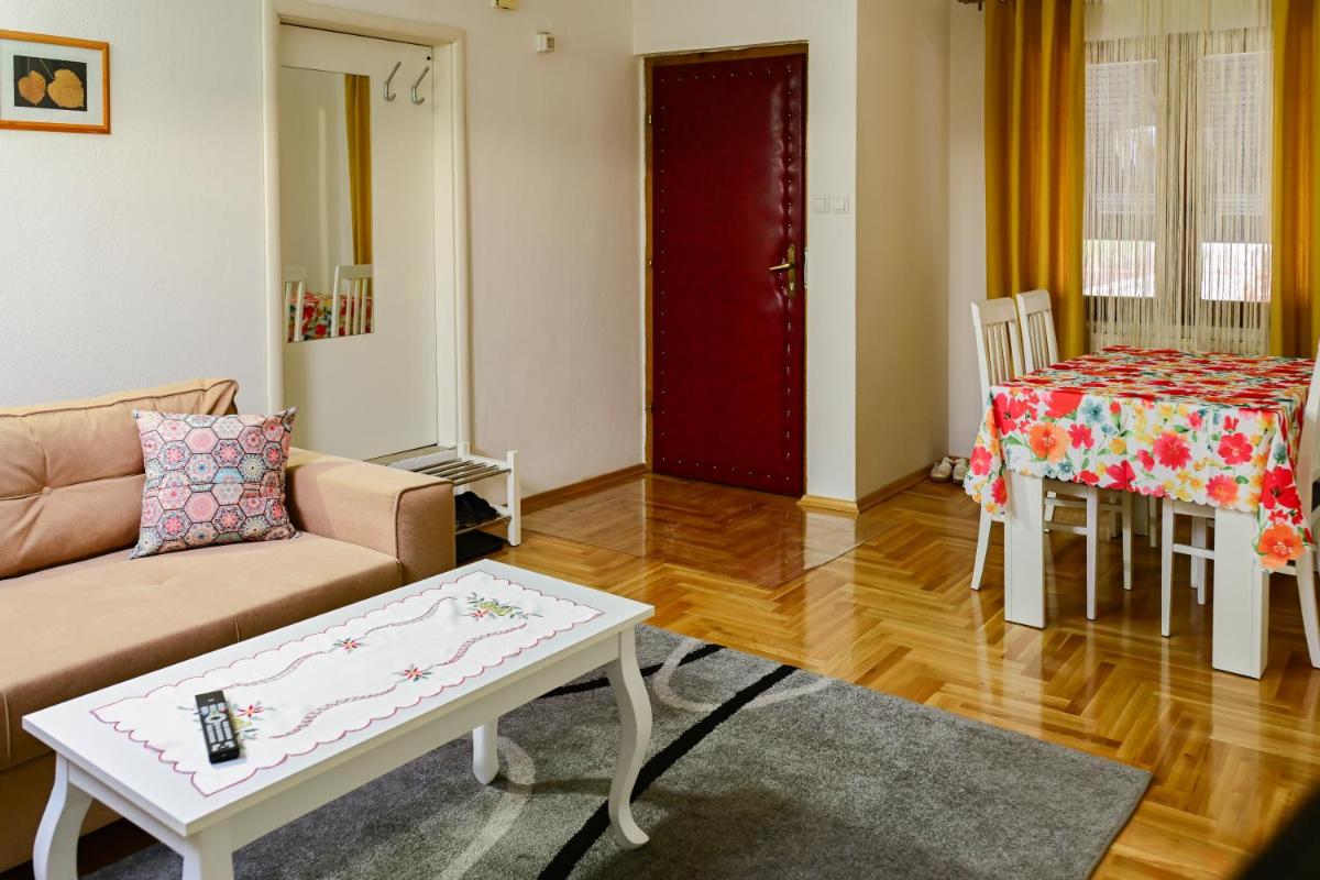 Town side Čelinac - Housity