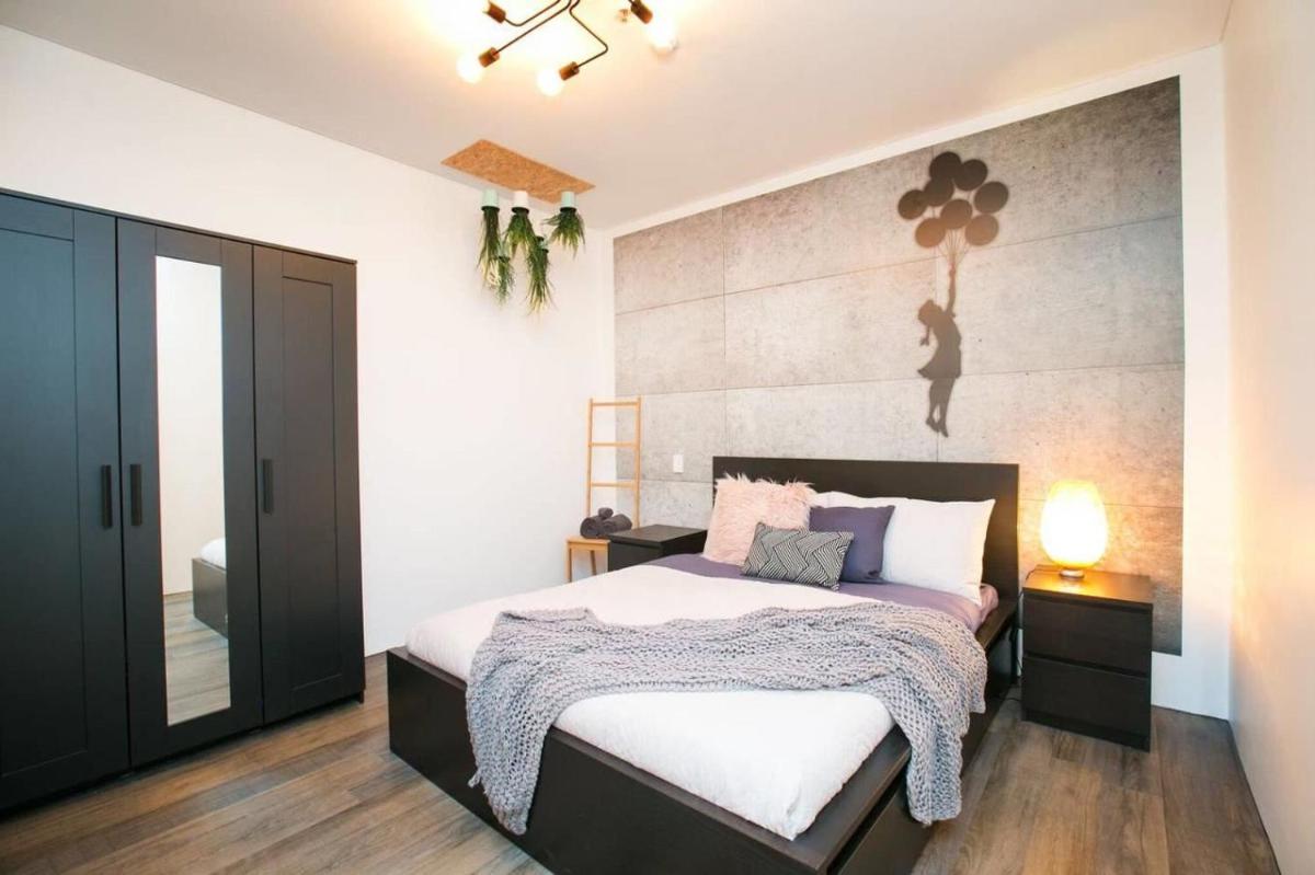 Industrial Warehouse Inspired Apartment - Housity