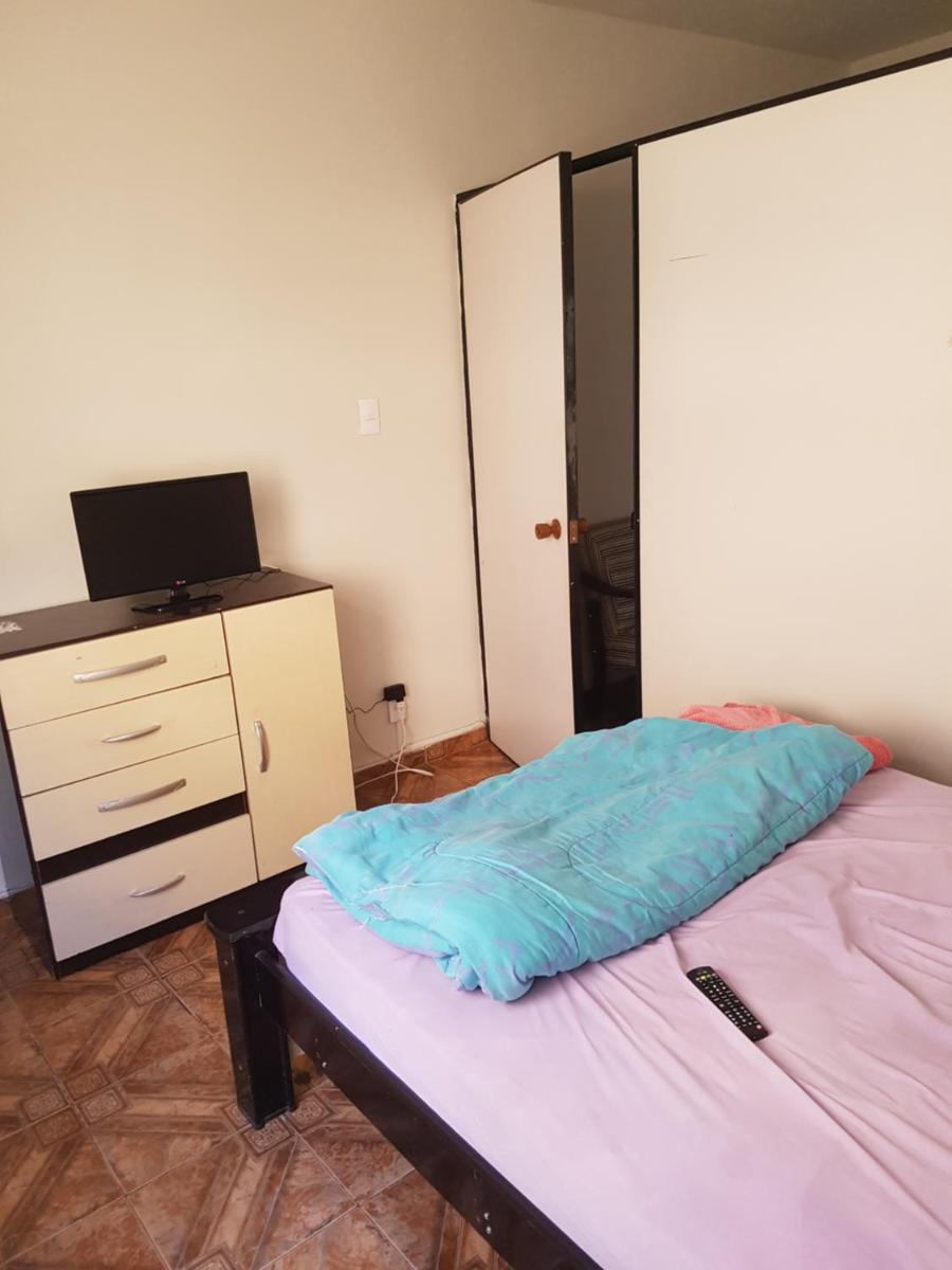 Kitnet no centro de nova friburgo com facilidades - Housity