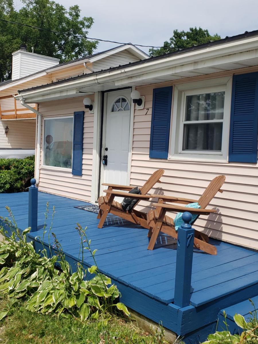 Lake View Cottage on Lake Erie - Housity