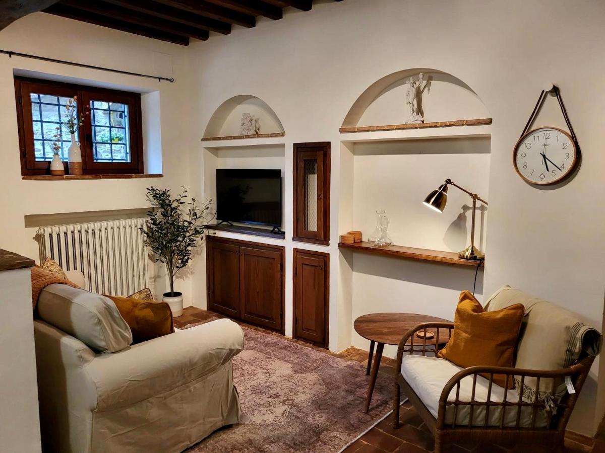 Luxury 1-bedroom house with the pool in Tuscany. - Housity