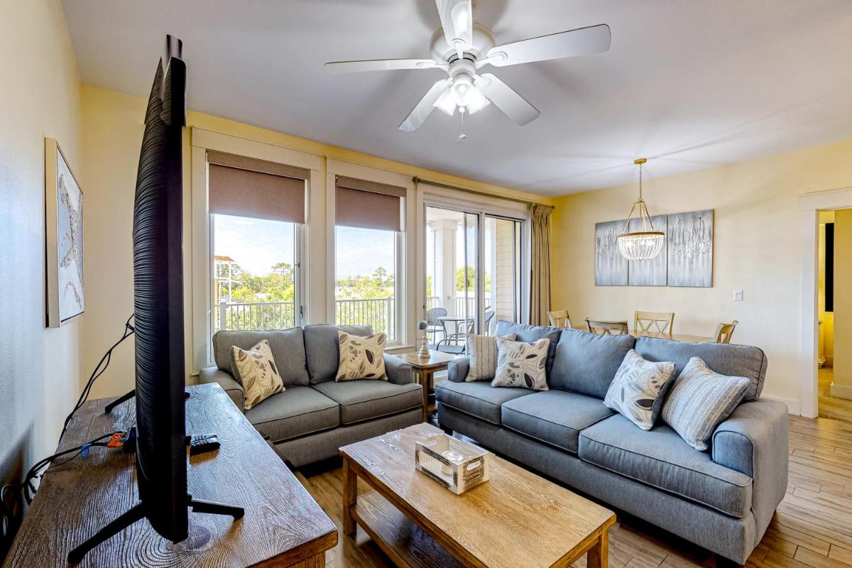 Baytowne Wharf - Observation Point North 458 & 460 - Housity