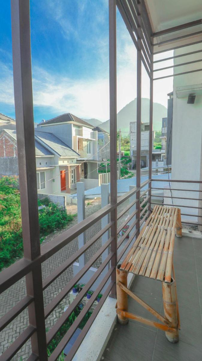 Villa Farabela 2 with Karaoke and Mountain View - Housity