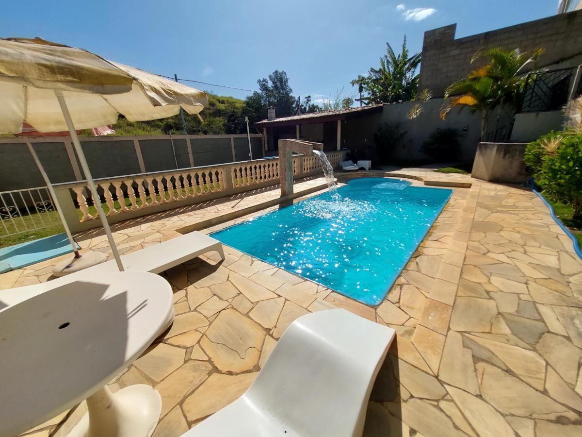 Recanto Serra Negra - Sossego e lazer! - Housity