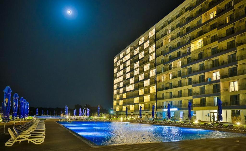 Blaxy LAC - Housity