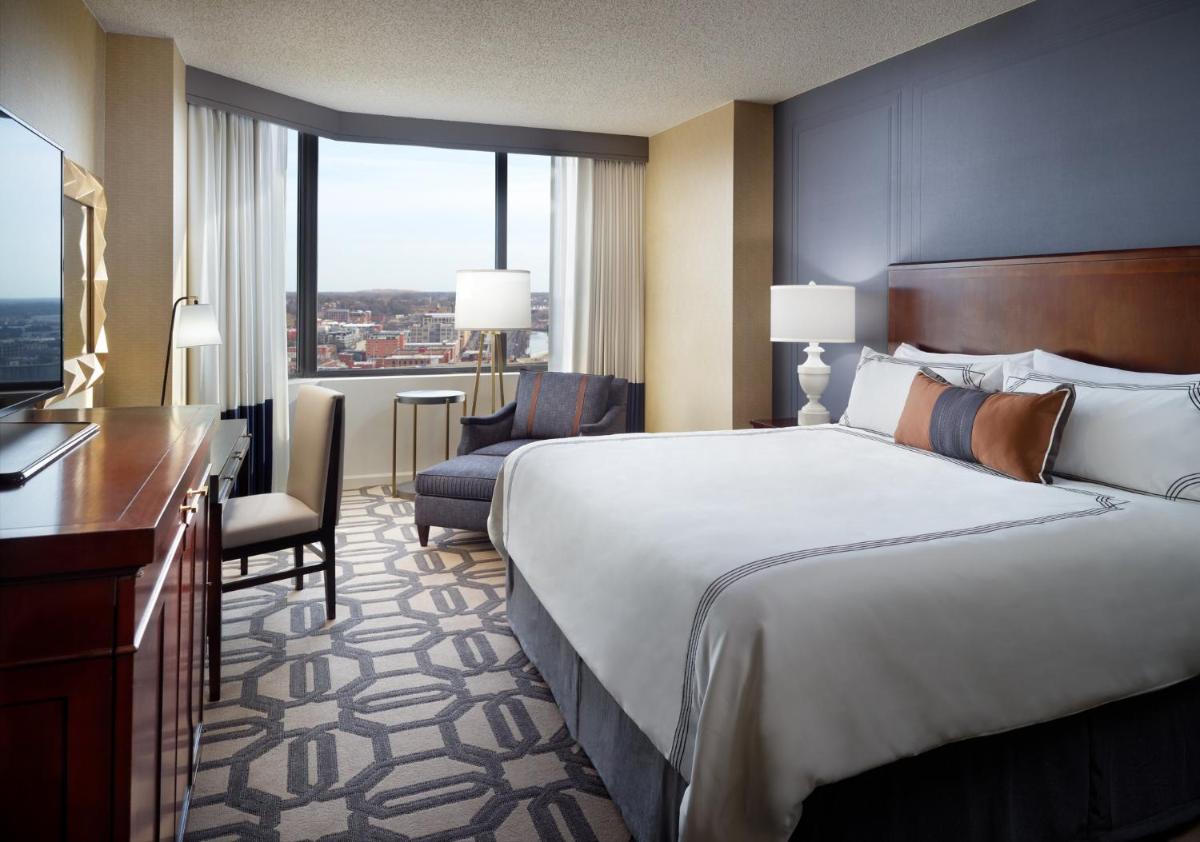 Omni Richmond Hotel - Housity