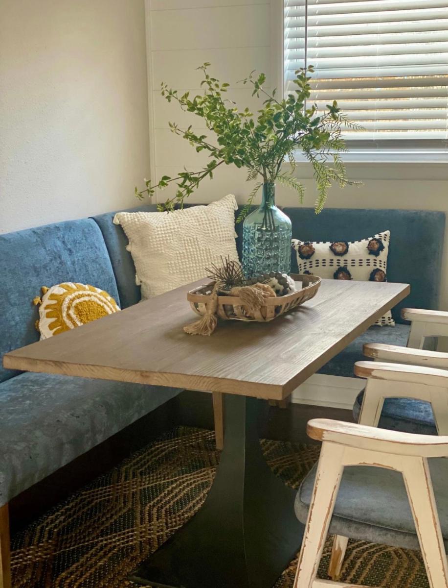 Hidden Gem! The Hogspitality House - 3 Bedroom - 5 min from the University of Arkansas! - Housity