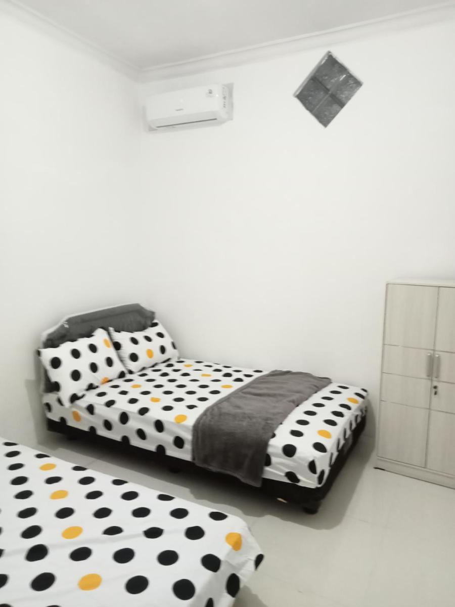 D5 Homestay Syariah Sumampir Purwokerto - Housity