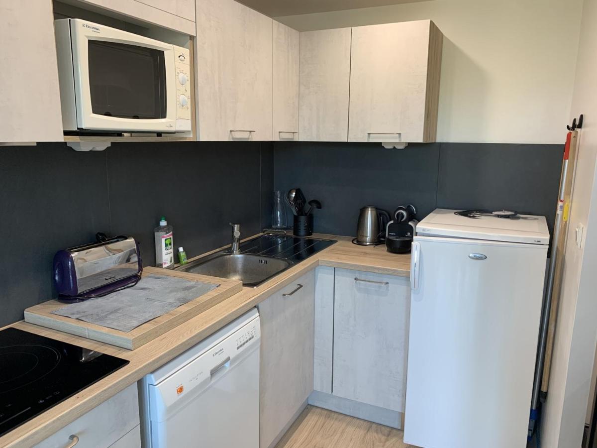 Maison Familiale avec Terrasse, 2 Chambres, Accès Plage et Golf - Animaux Bienvenus - FR-1-482-57 - Housity