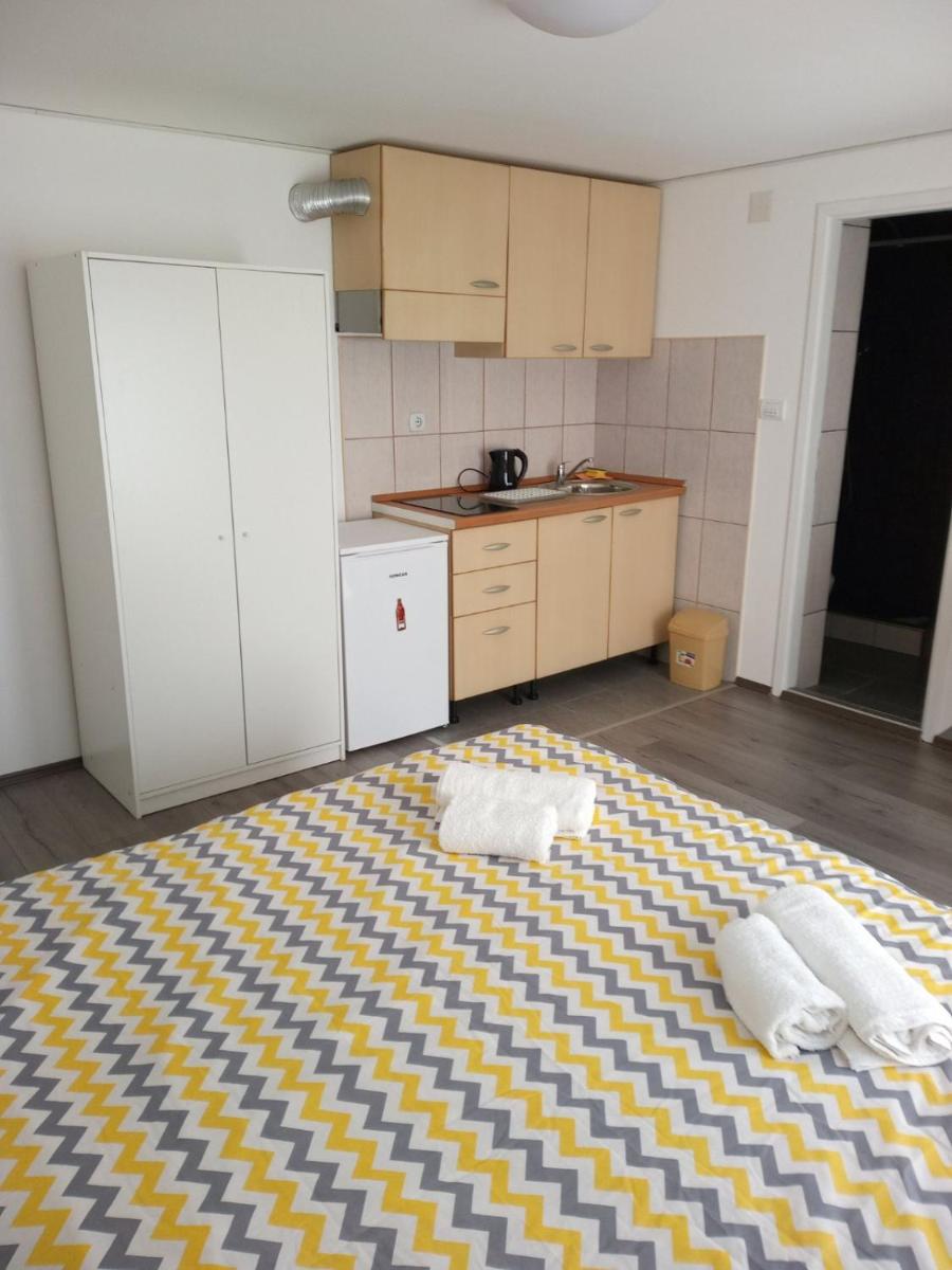 Studio Bobby - Housity