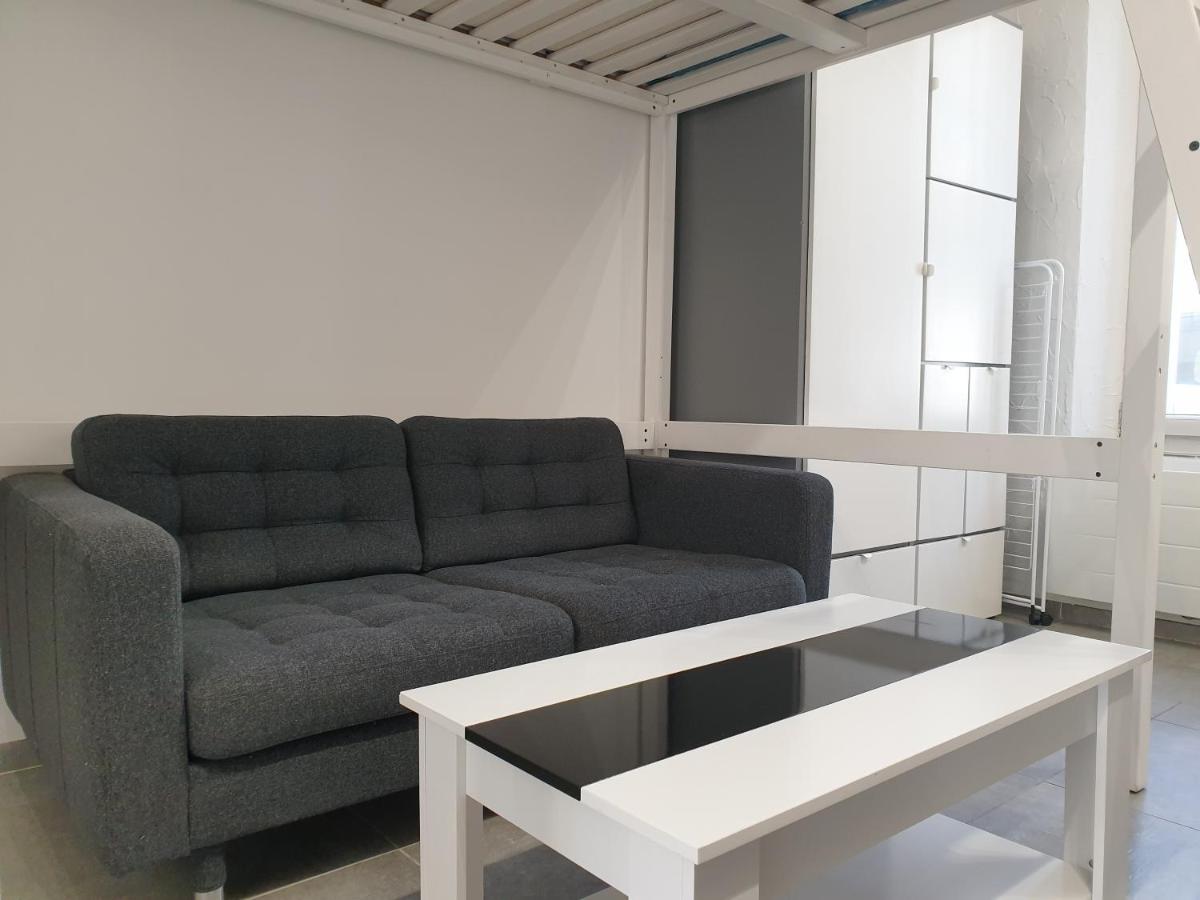 Les Cigalons - Housity