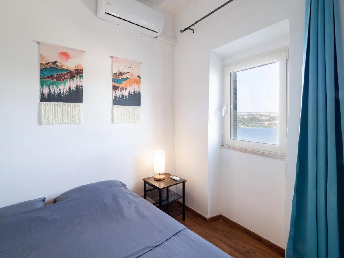 Attico con vista lago - Miralago - Housity