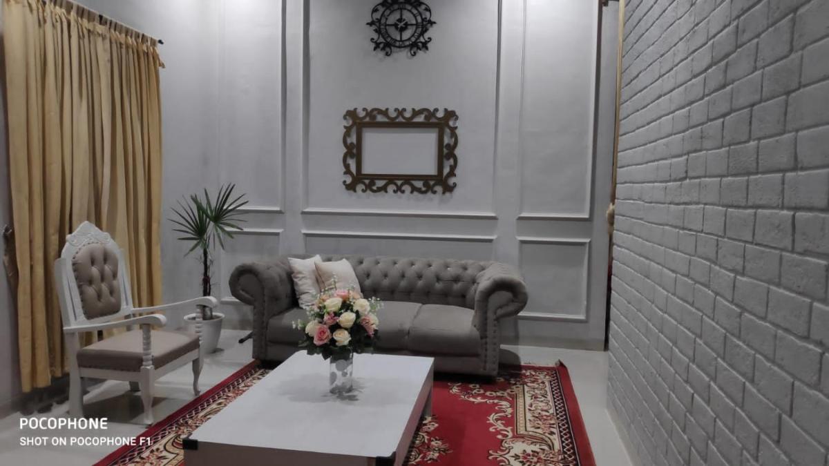 AL Isyania Creative Homestay Syariah - Housity