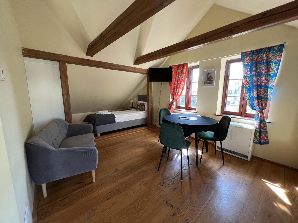 Hostel FOLKier - Housity
