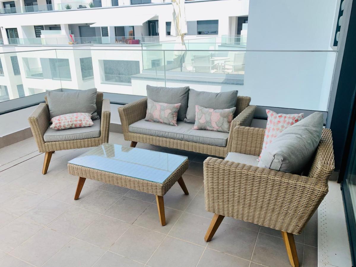 Suitetrails - Sea view luxury new apartment Marbella Port