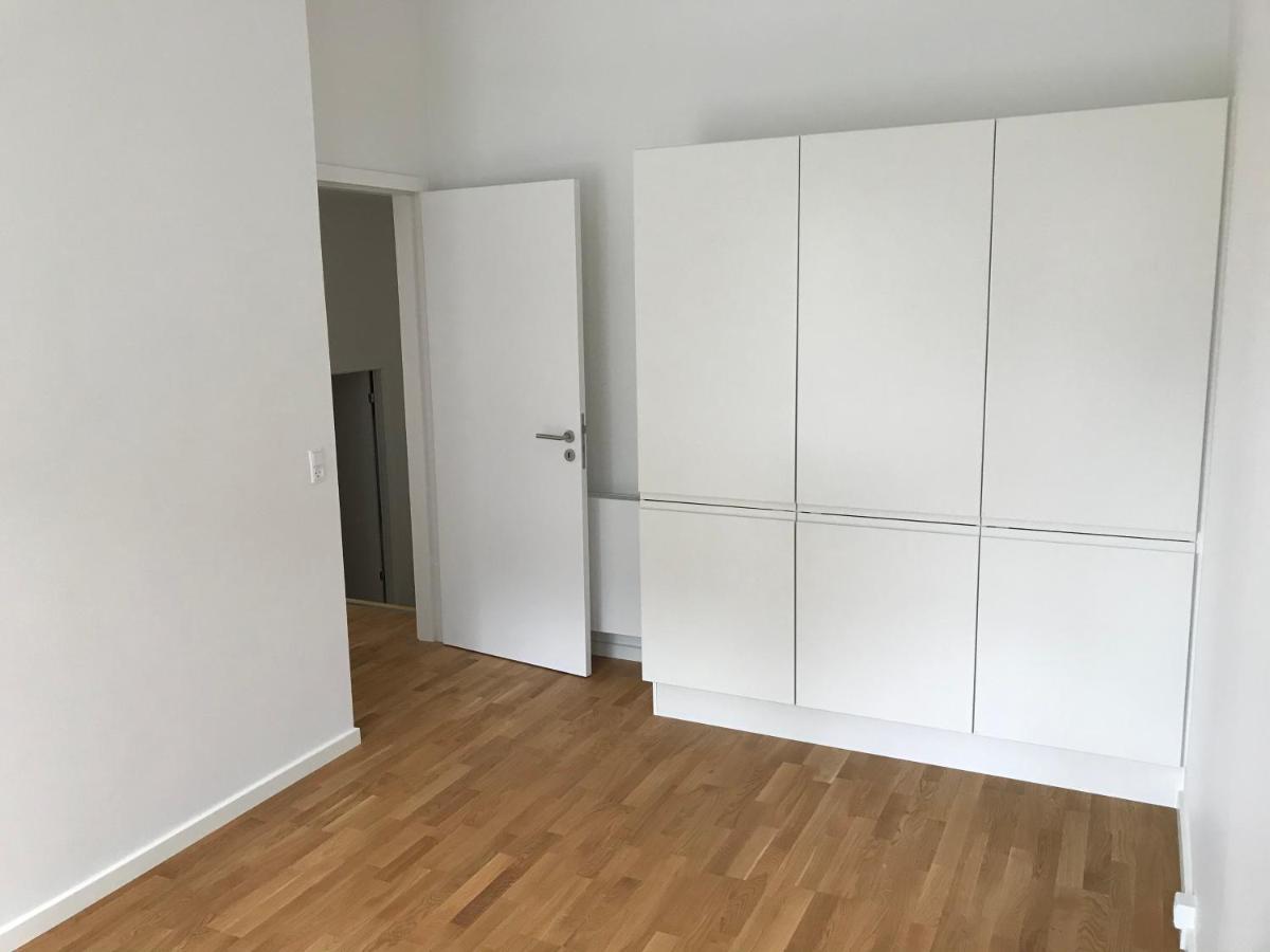 Suitetrails - Big Room In SHARED APARTMENT With King Size Bed