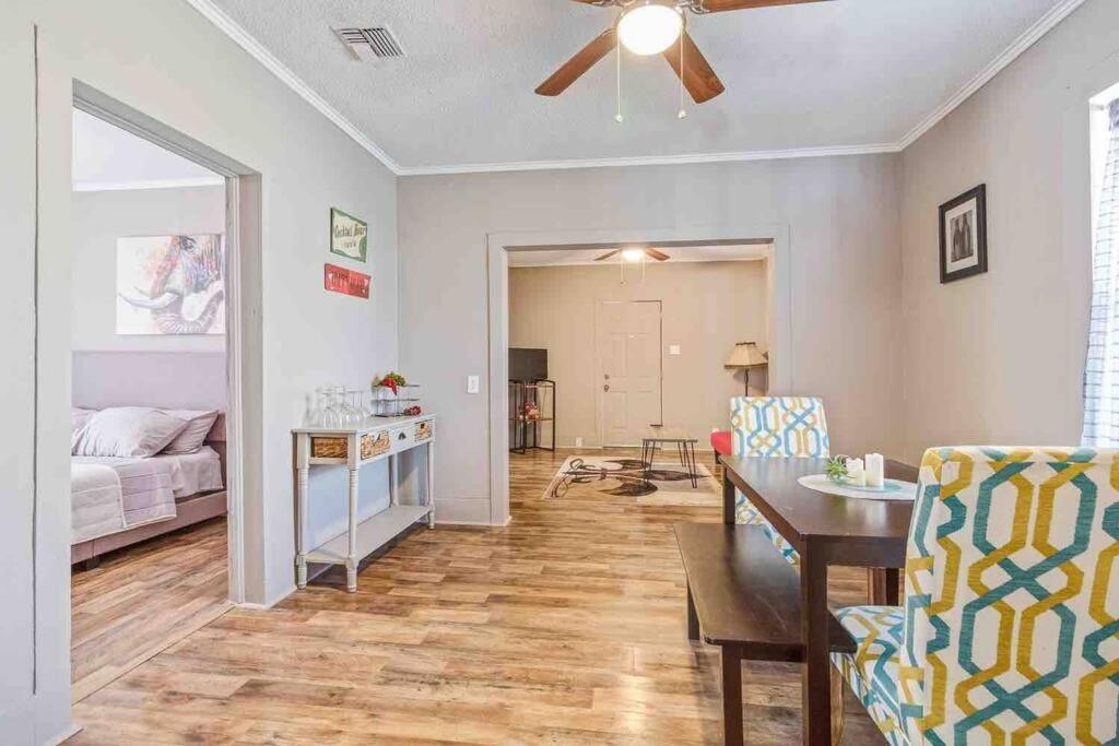 Updated Cottage, pet friendly, full equipped home. - Housity