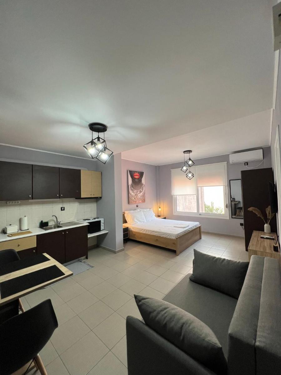 Suitetrails - Vasiliki Apartments