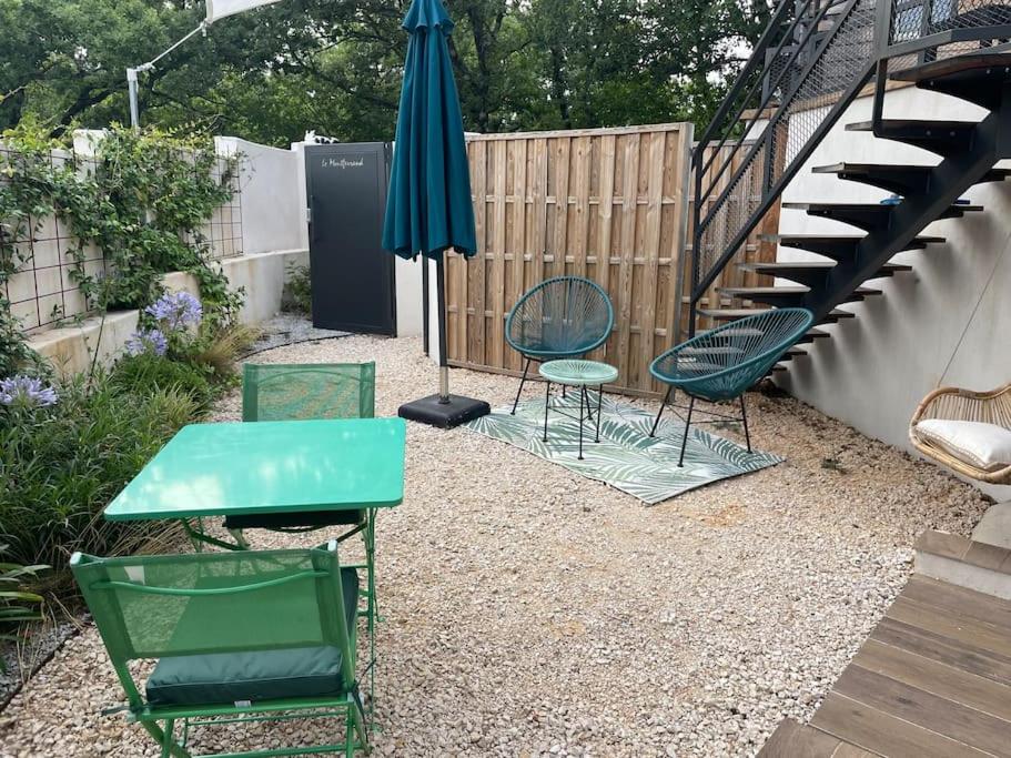 Bulle de détente avec jacuzzi - Housity