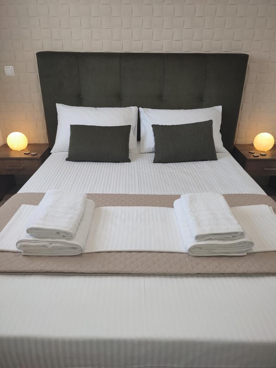 Olive House - Housity