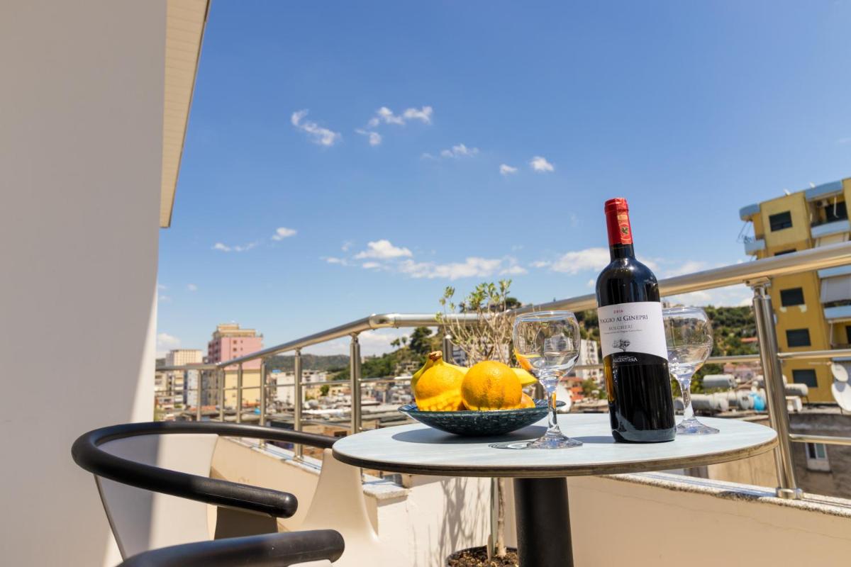 Nikaj Premium Apart-Hotel - Housity