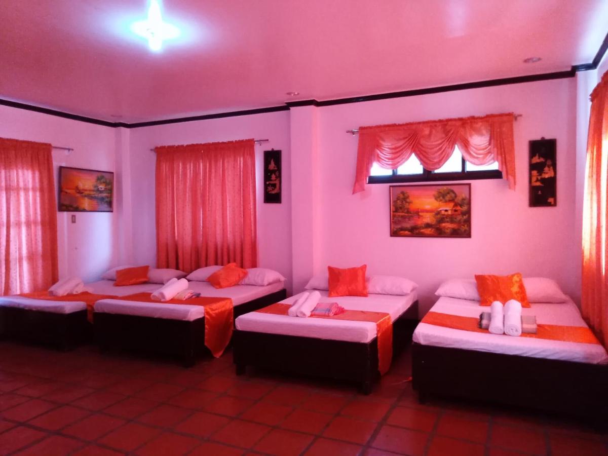 Isla Bonita Beach Resort - Housity
