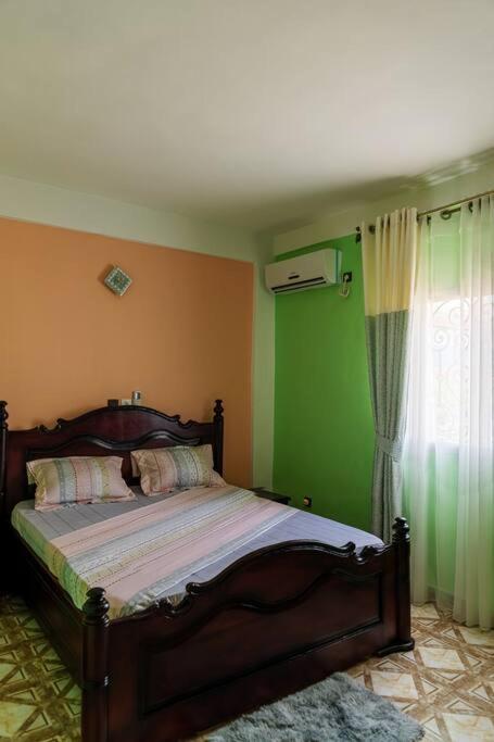 Lovely 1 - Bedroom rental unit with Free parking - Housity
