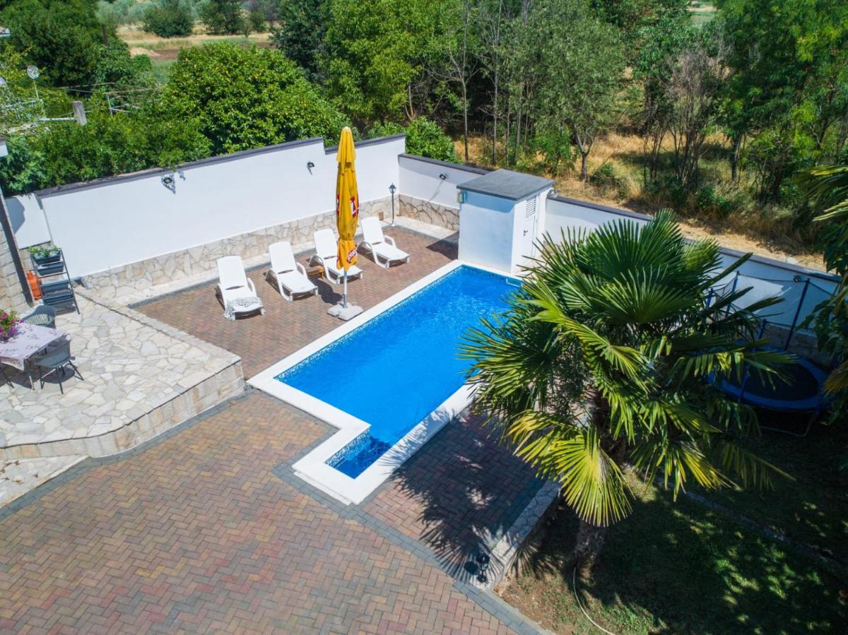 Villa Mila - Housity