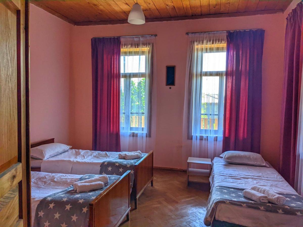 Veli Guest House • საოჯახო სასტუმრო ველი - Housity
