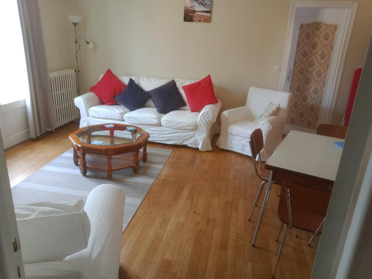 La Petite Cerise - Housity