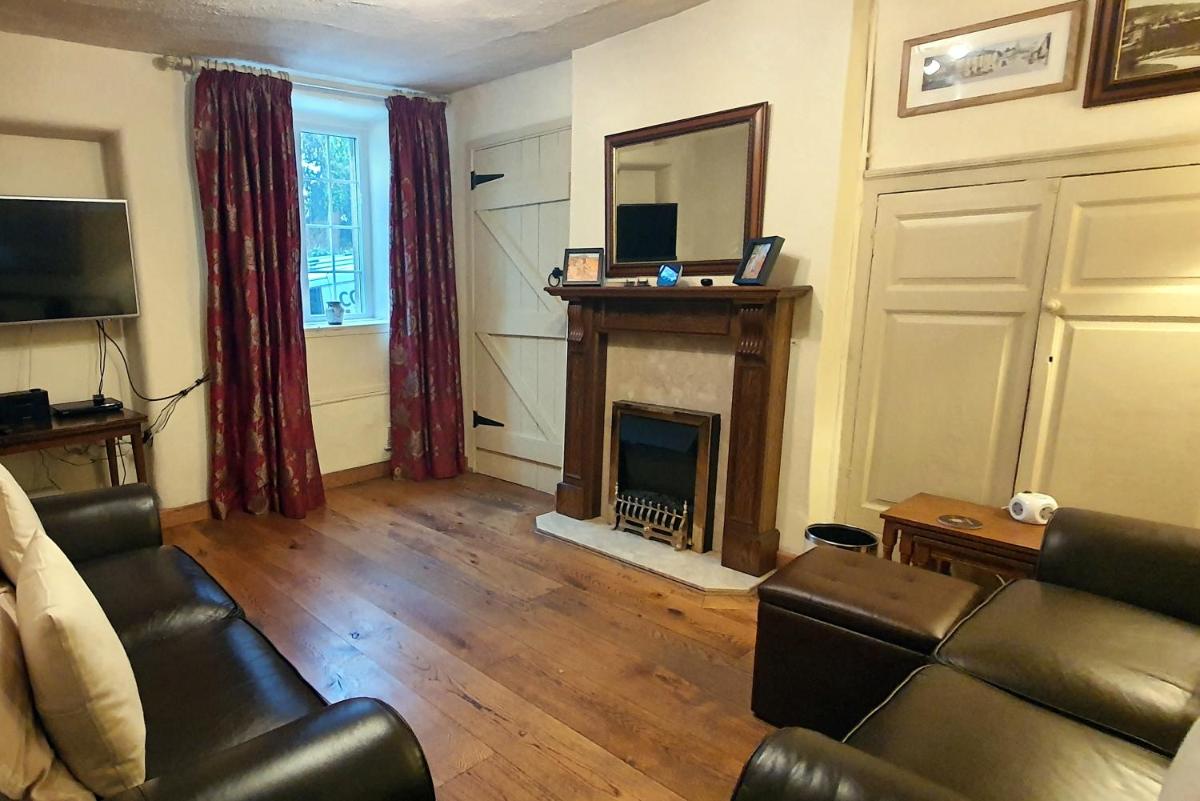 Anne Cottage, Bakewell, in the Peak District - Housity