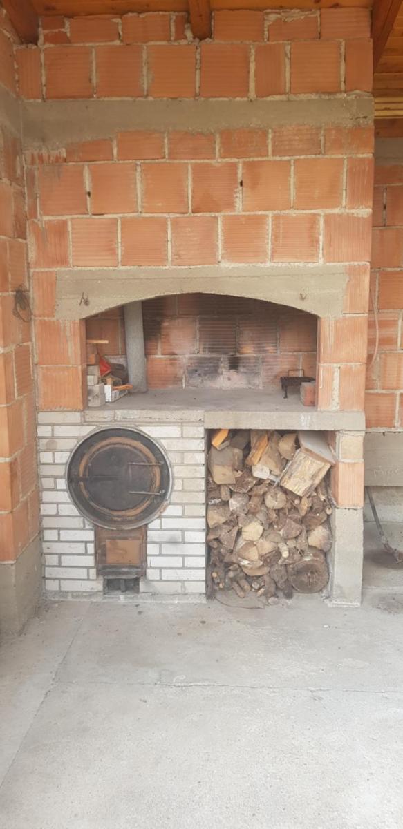 Kuća sa šadrvanom - Housity