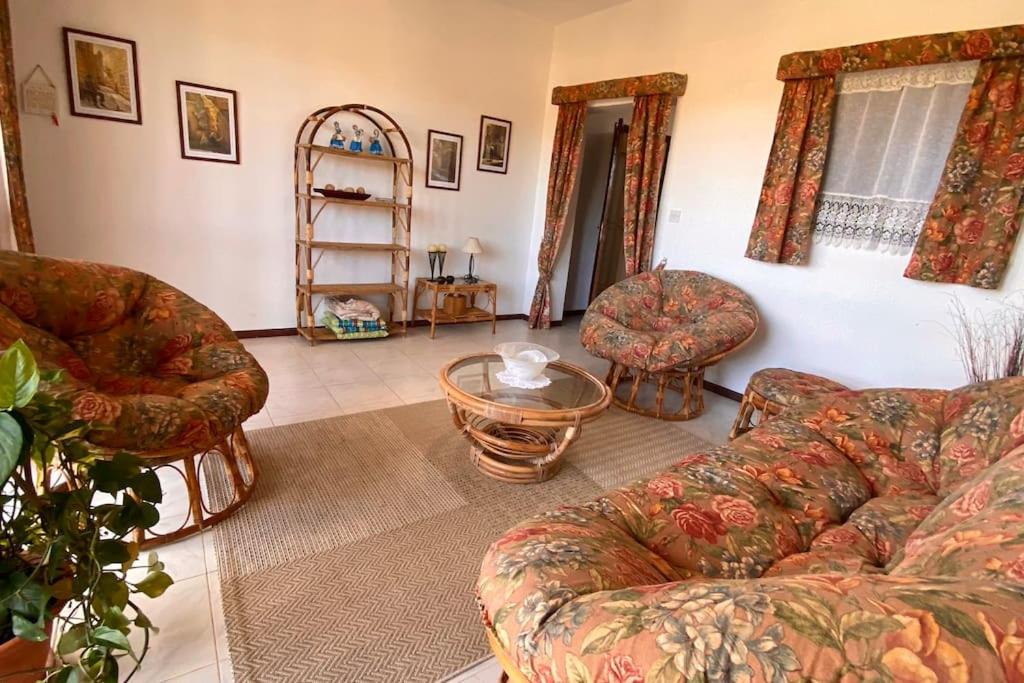Country View Residence - Housity