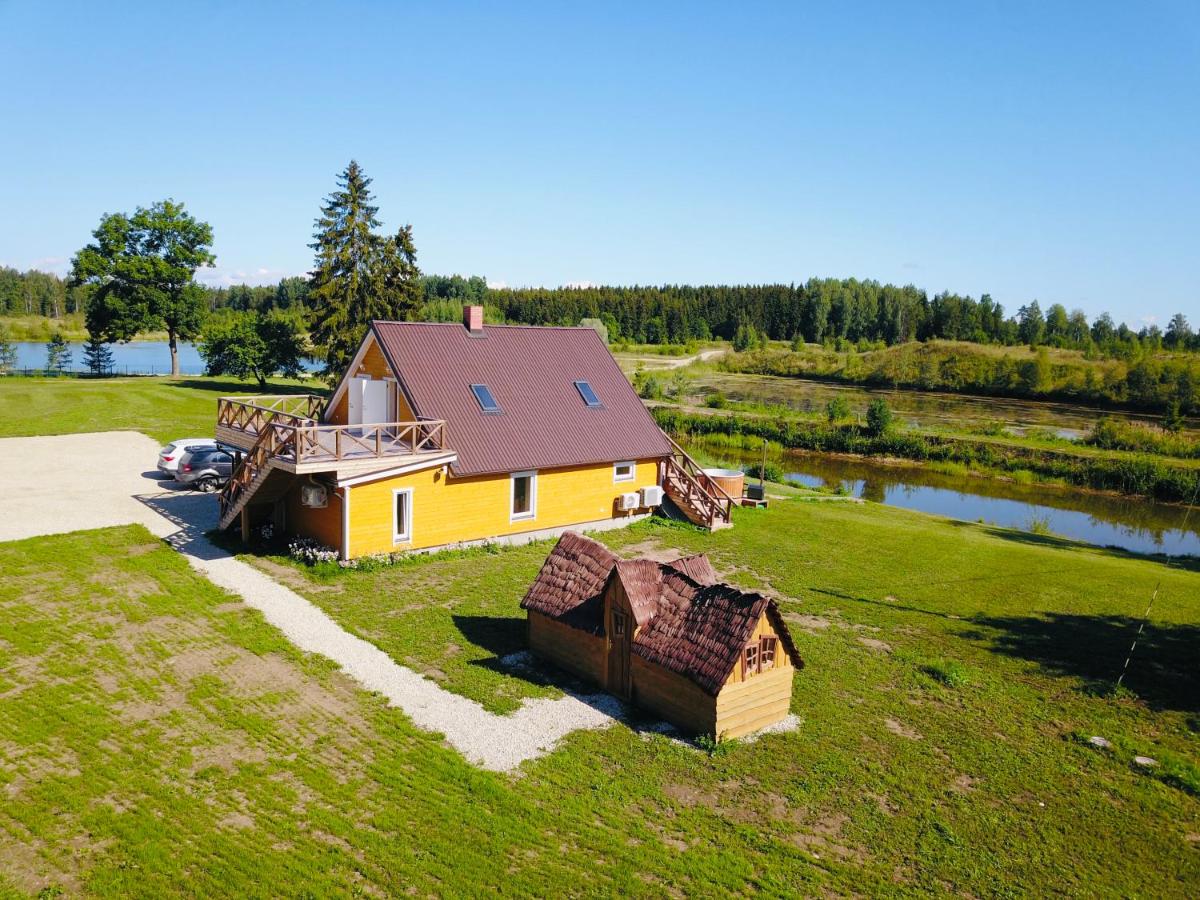 Pihlaka Jahimaja - Housity