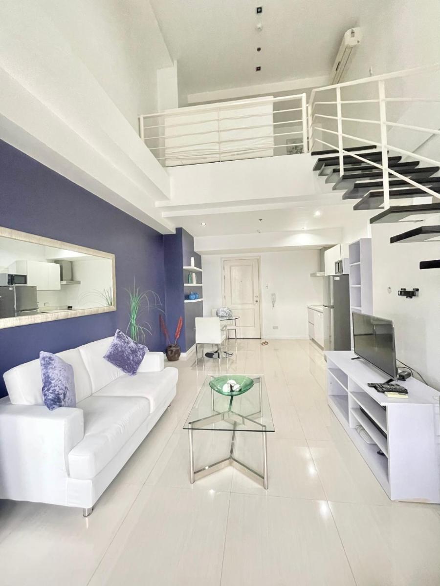 Suitetrails - Super Elegant 1 bedroom loft in Gramercy Residences