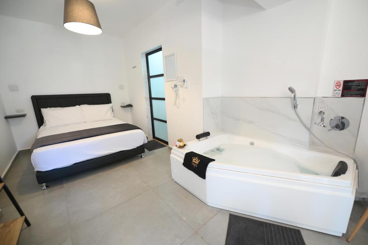 Suites in the Galilee - Housity