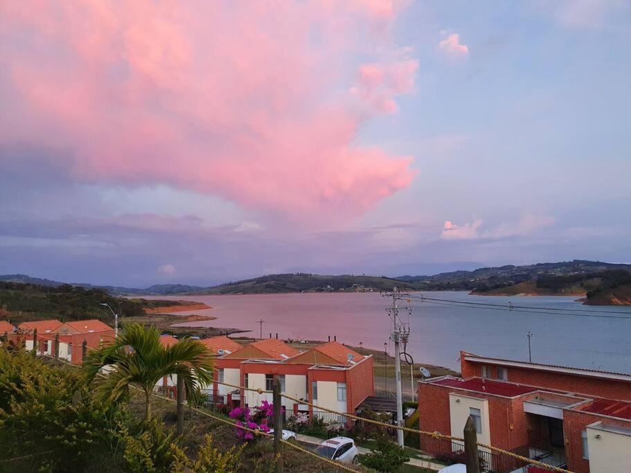 lago calima Majagua villa campestre - Housity