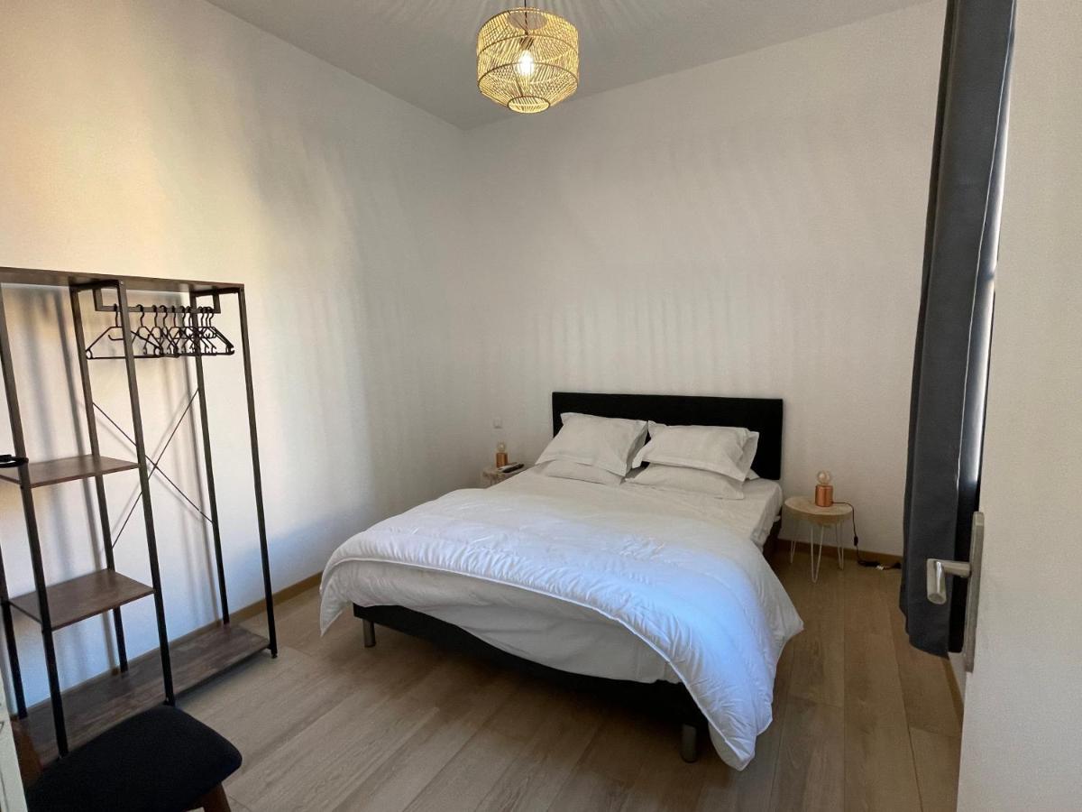 Villa Honore, véritable tout à pied, plein centre-ville, plage à 5min à pied - Housity