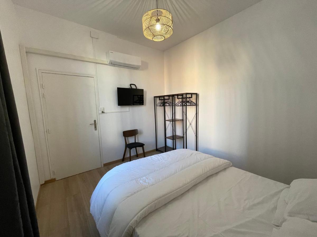 Villa Honore, véritable tout à pied, plein centre-ville, plage à 5min à pied - Housity