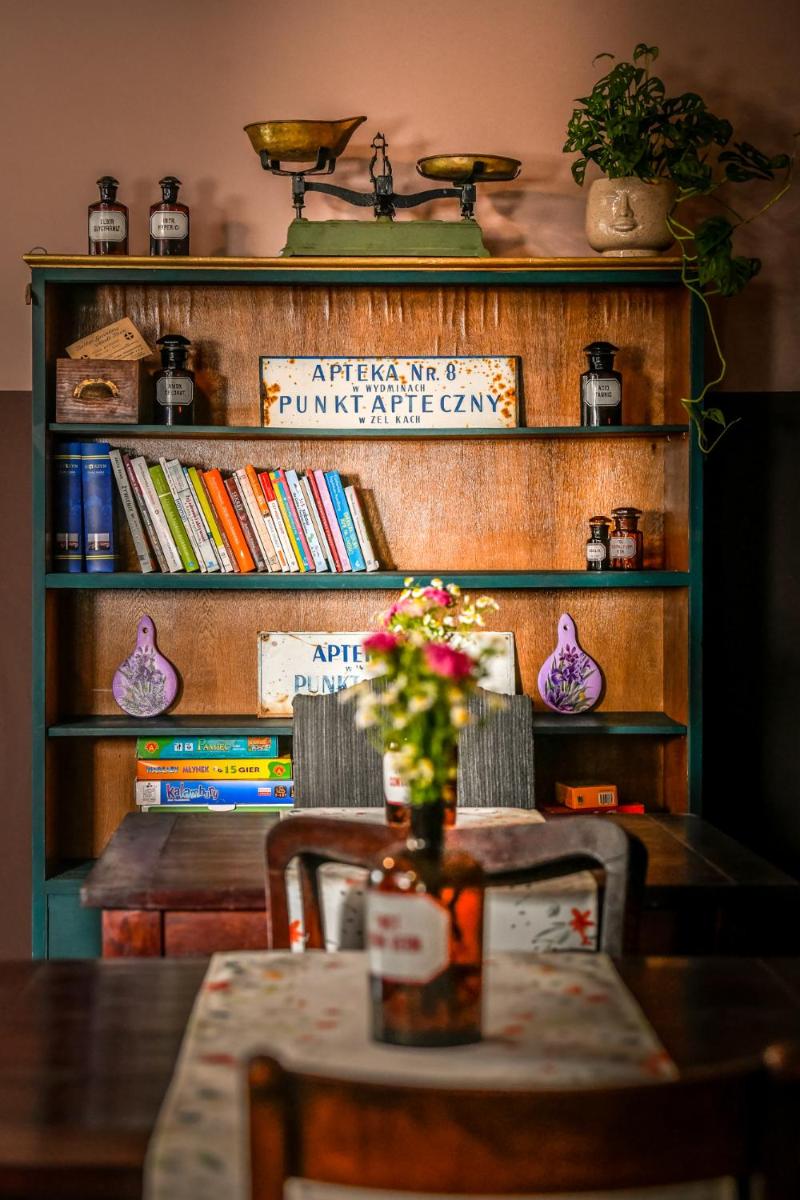 Dawna Apteka Old Pharmacy - Housity
