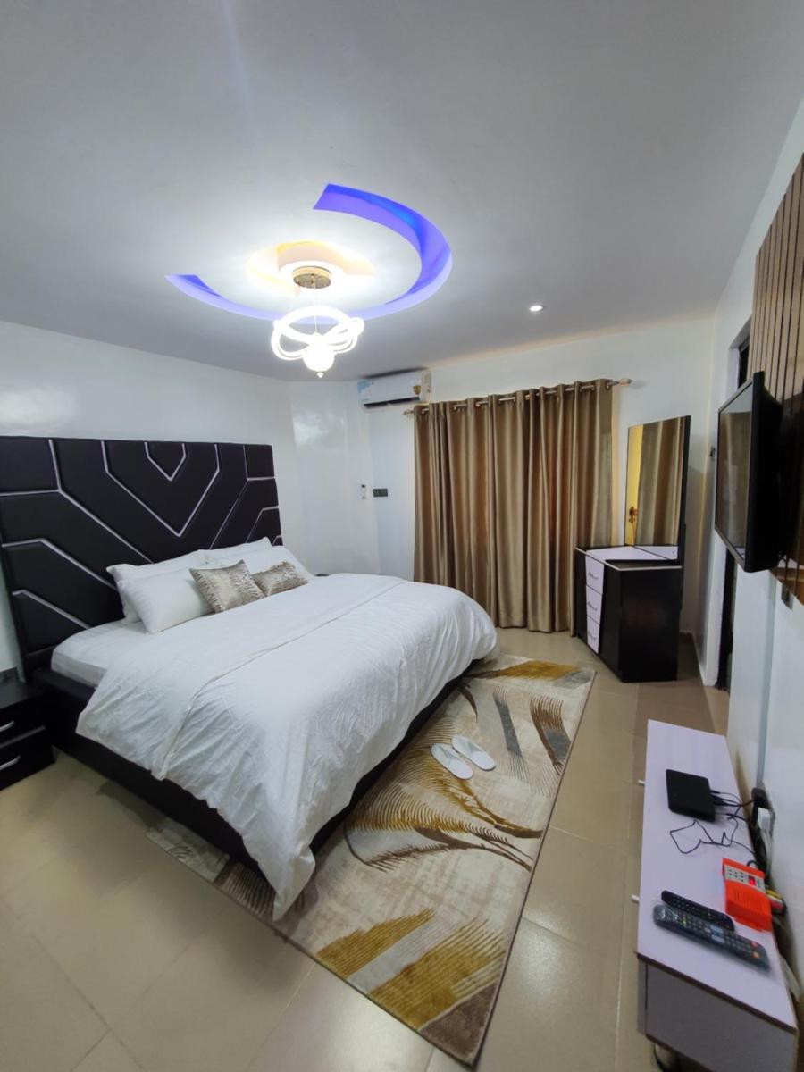 Spike Apartments - Housity