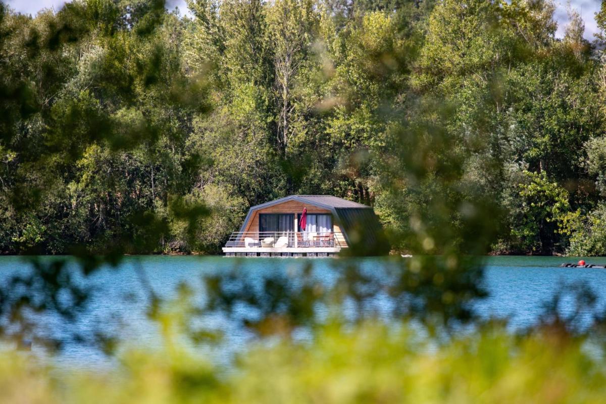 Maison flottante - Houseboat - Baurech Insolite - Housity