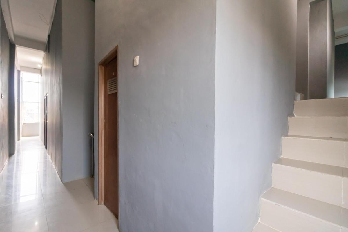 RedDoorz near Palembang Trade Center 4 - Housity