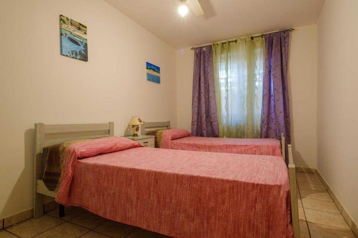 Apt in Villa con Giardino 1 - Housity