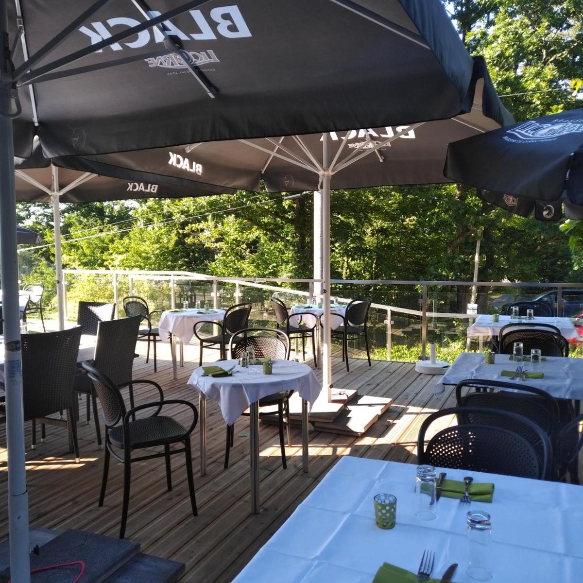 Restaurant ou autre lieu de restauration dans l'établissement Logis Hôtel Notre-Dame - restaurant ouvert midi et soir sauf dimanche soir