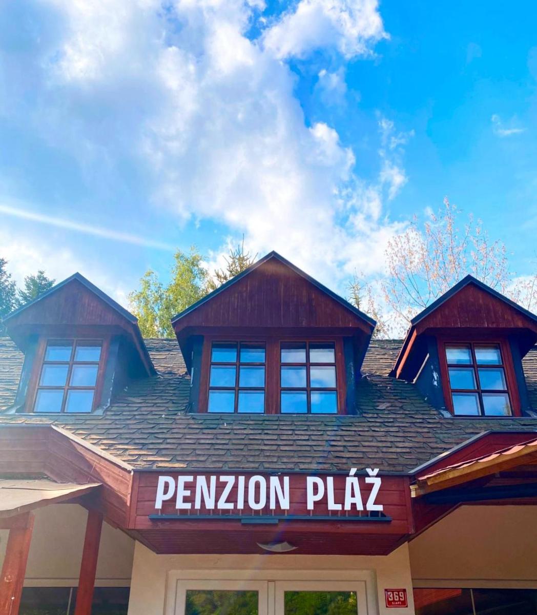 Penzion Pláž - Housity
