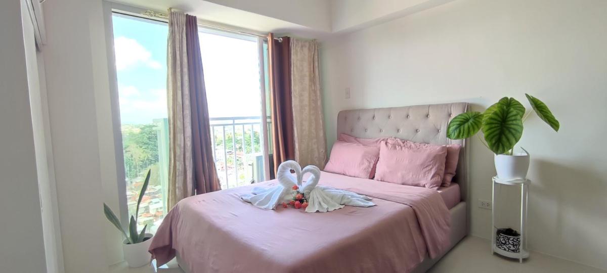 Spacious Condo Living in Abreeza Mall - Housity