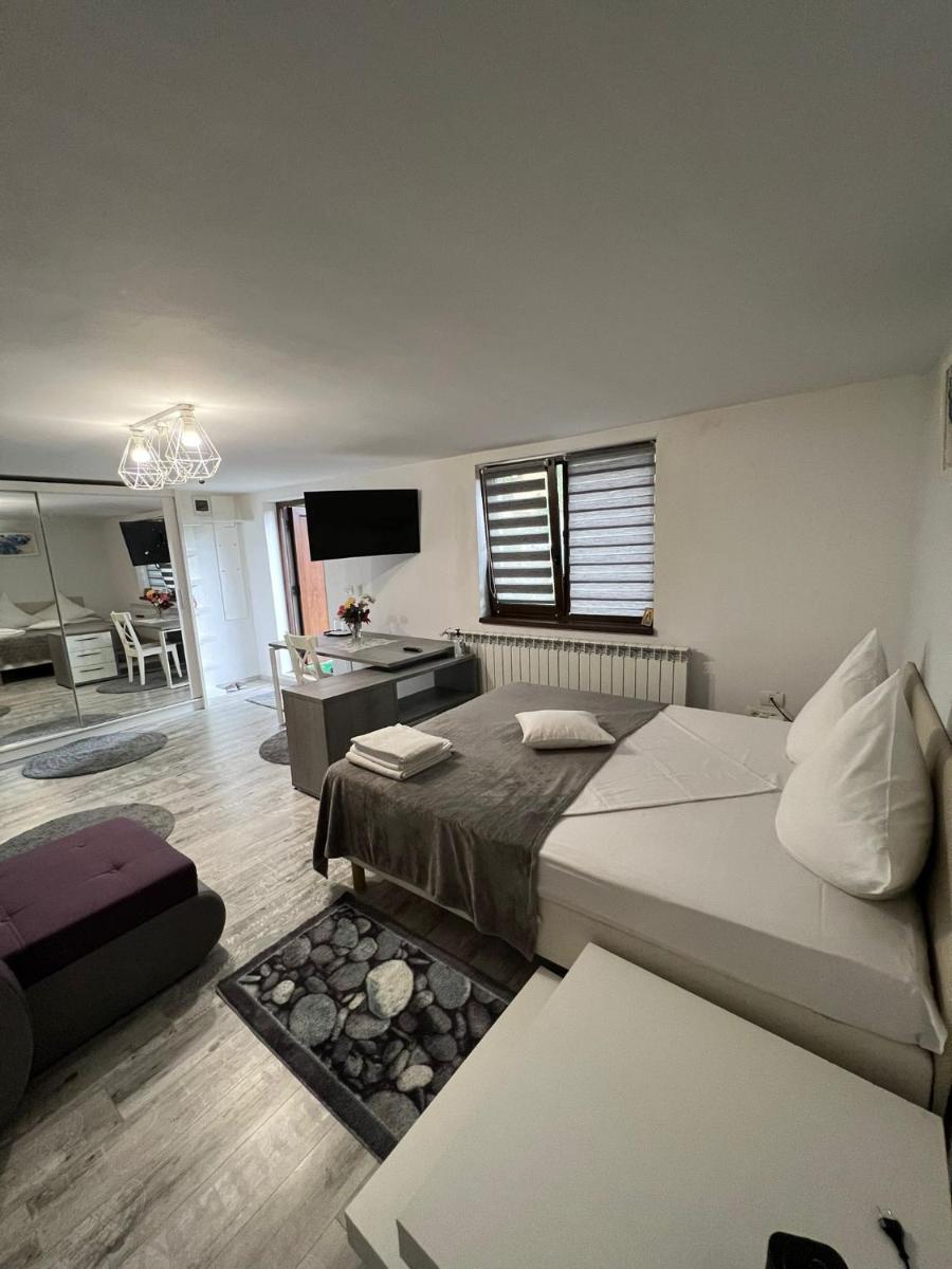 Pensiunea Cassandra - Housity