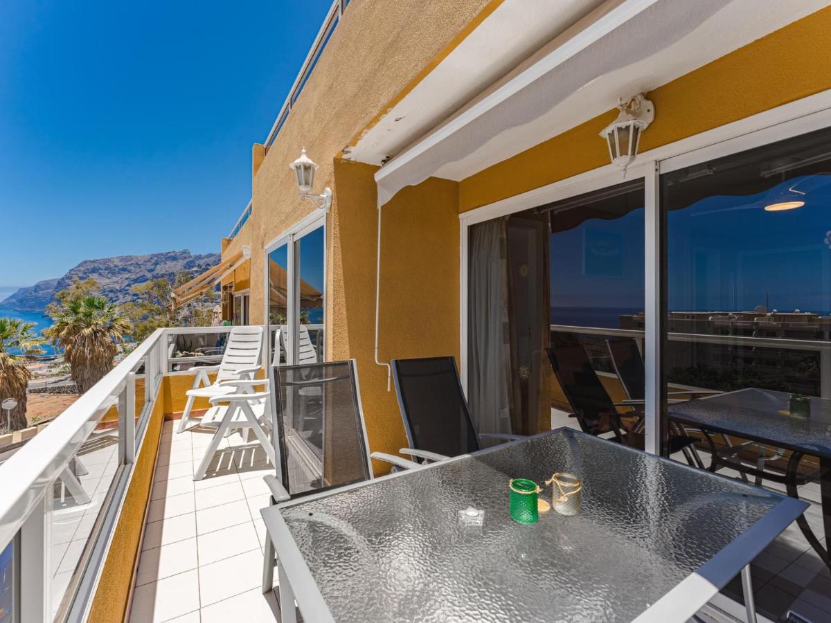 3 A Royal Condor Terrace See View and Wifi - Housity