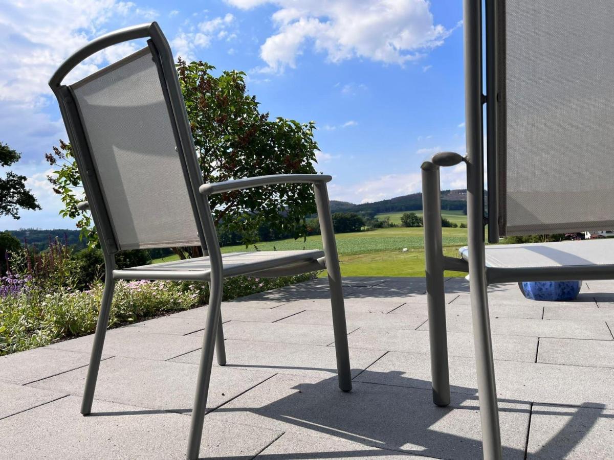 Ferienwohnung-Orth-Tor-zum-Sauerland-mit-grosser-Terrasse - Housity